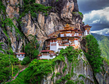 Bhutan: Travel Beyond the Ordinary